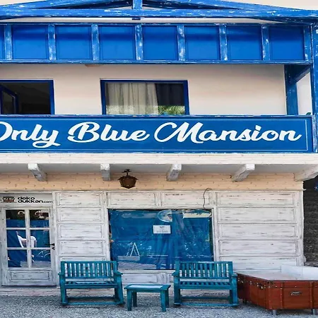 Apartment Only Blue Mansion Cove