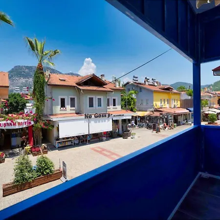 Only Blue Mansion Cove Apartman *